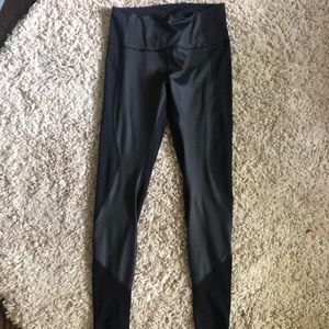 Wunder unders with faux leather and ribbed detail